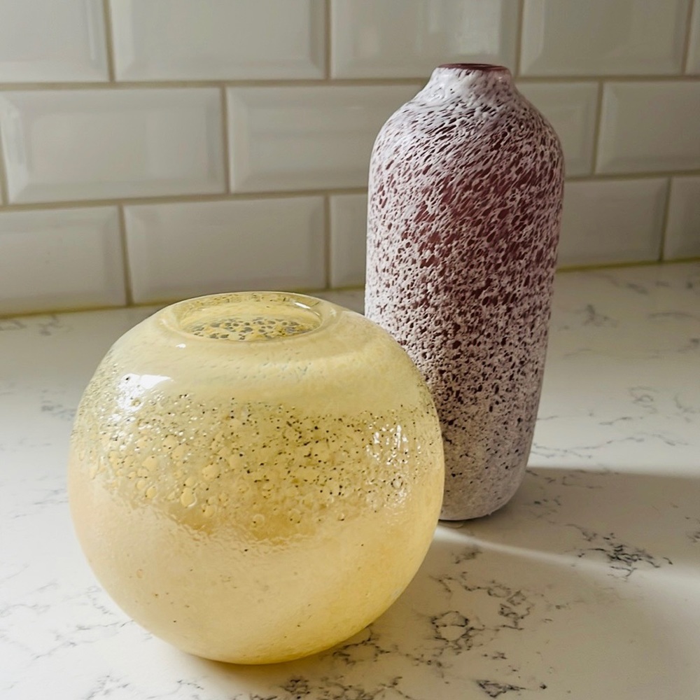 Anthropologie set of two glass decorative vases - Picture 6 of 15